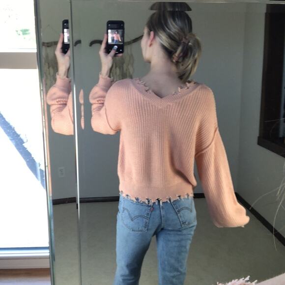 Freshman 1996: Distressed Peach Sweater - Picture 2 of 5